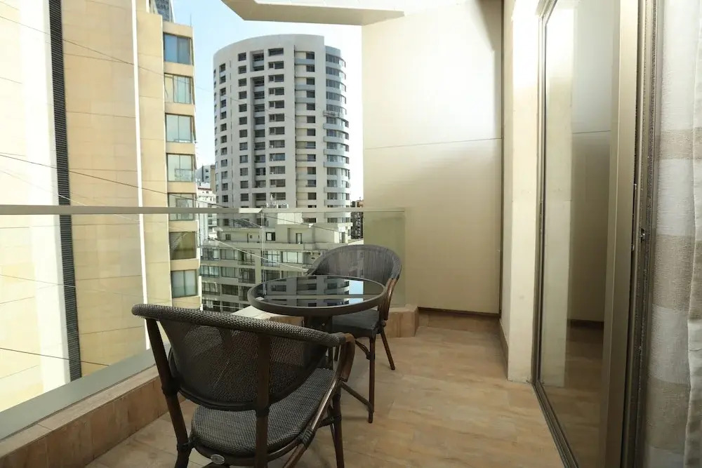 Britannia Suites