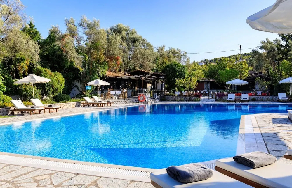 Mousses Villas - Erato - Detached Two-bedroom Villa With Access to Childcare Facilities