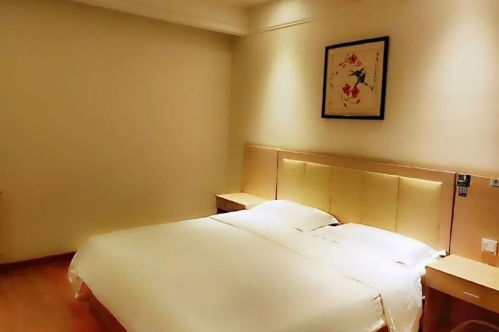 GreenTree Alliance BeiJing West Fourth Ring Beidadi Hotel