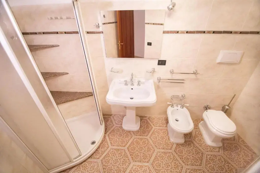 Manno 81 - Charming historic apartment
