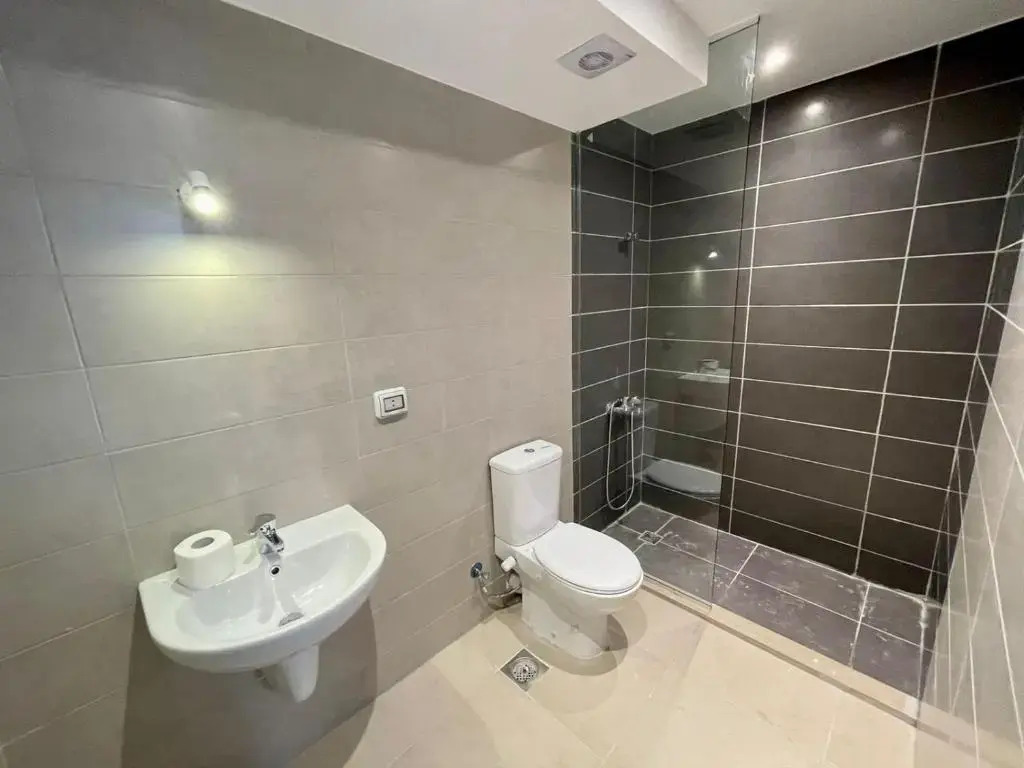 G Cribs 2 Br Sharing Pool (Adults Only)
