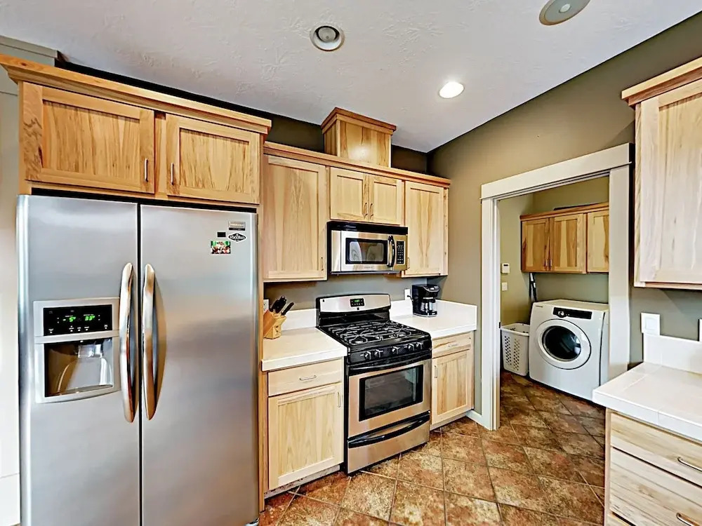 Posh - 3 Br Home