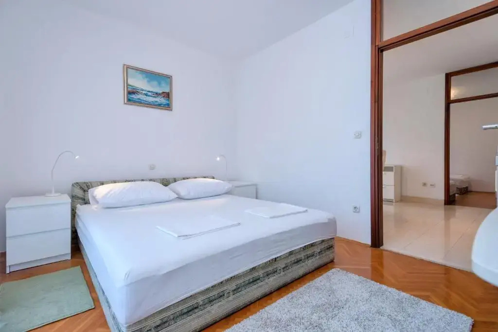 MI Apartment