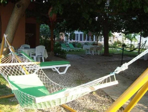 Sera Pansiyon