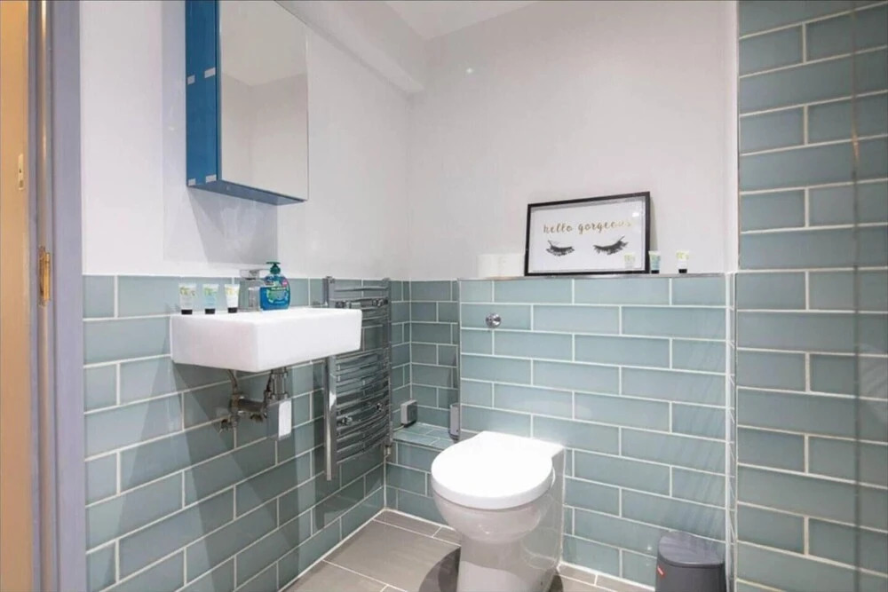 1-bed Flat in West London, Sleeps 2