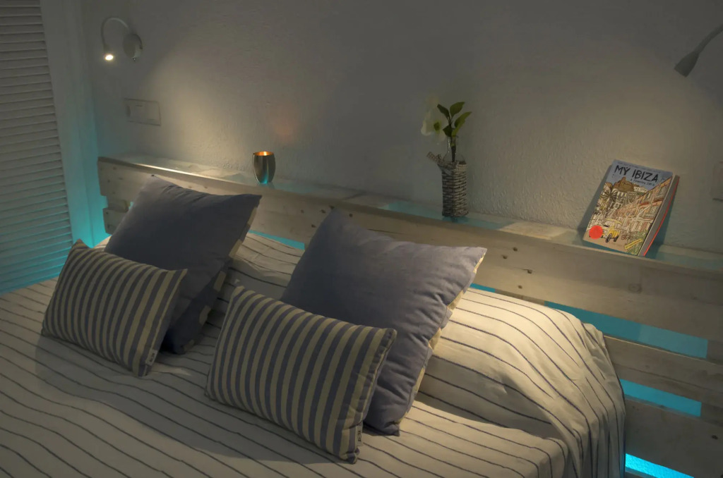 Outsite Ibiza - Work, Connect, Explore