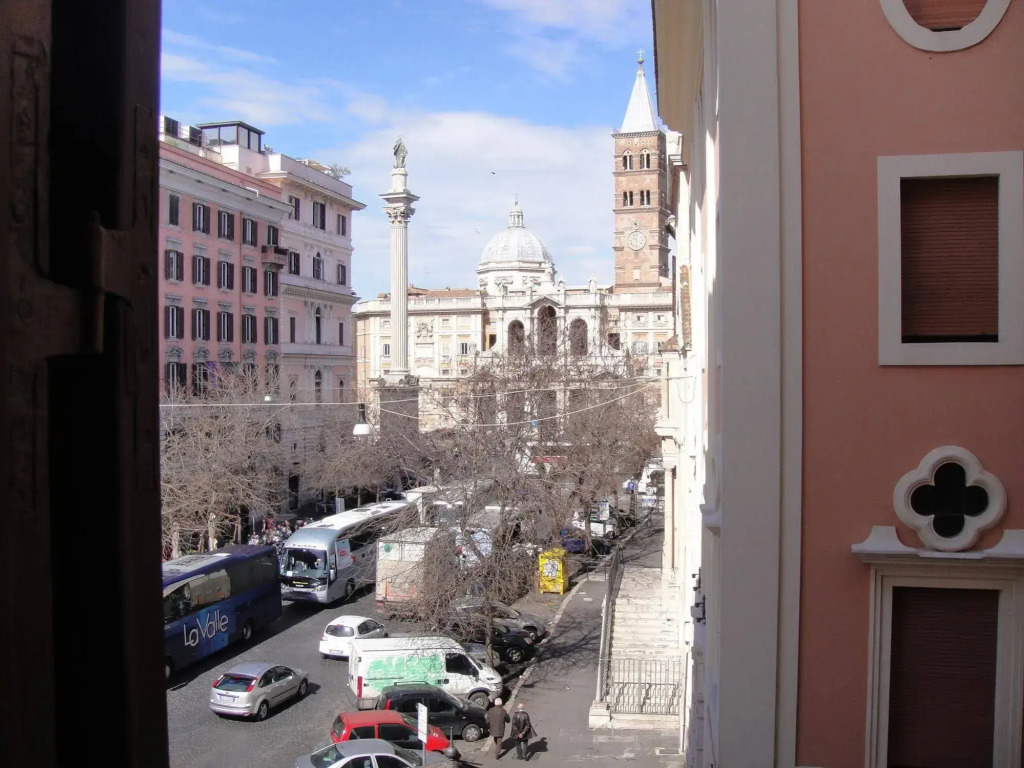 Rome To Stay
