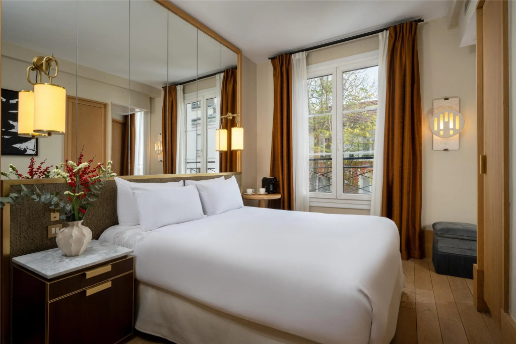 Le Belgrand Hotel Paris Champs Elysees, Tapestry By Hilton
