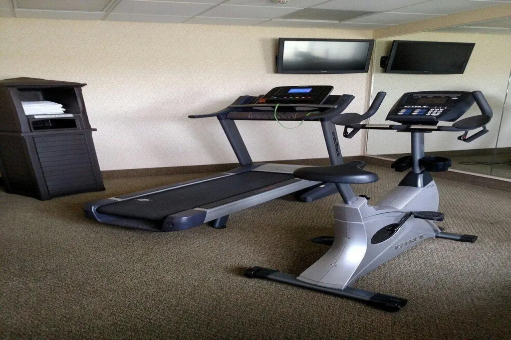 Holiday Inn Express - Toledo West - Napoleon by IHG