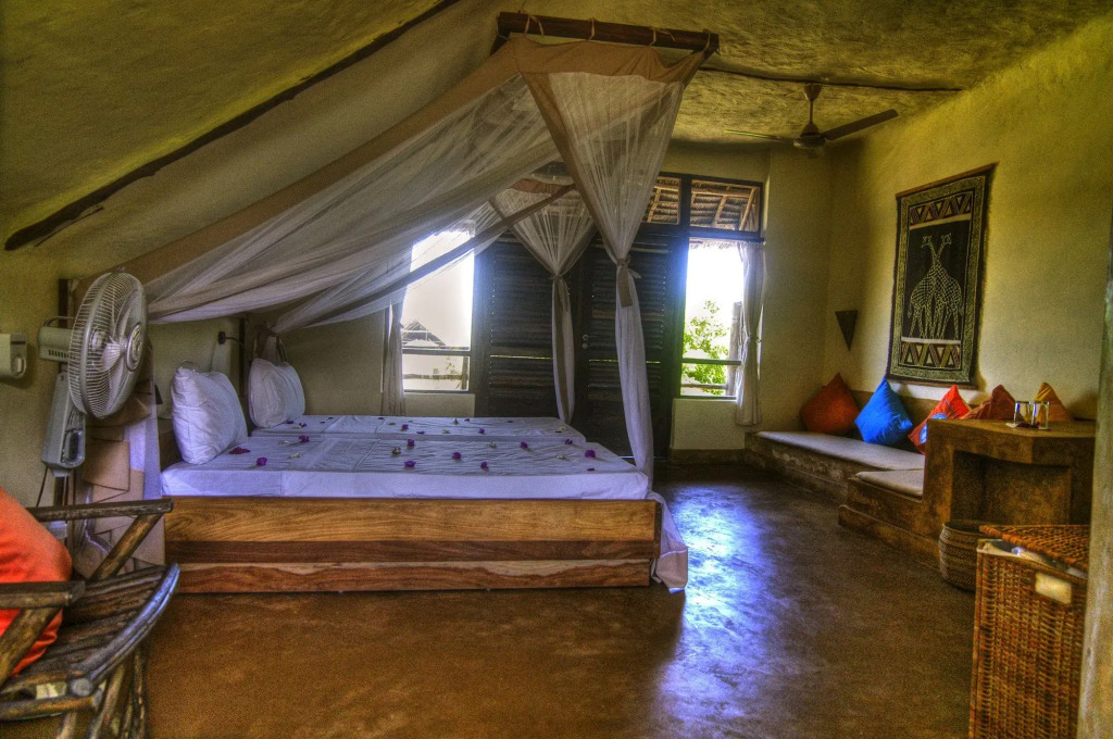 Sunshine Marine Lodge