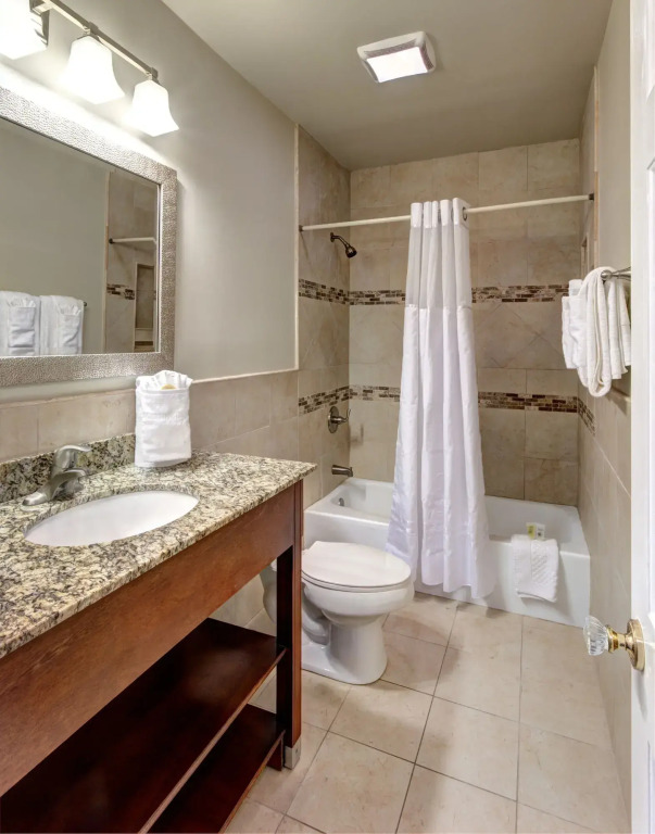 Hotel St. Pierre French Quarter