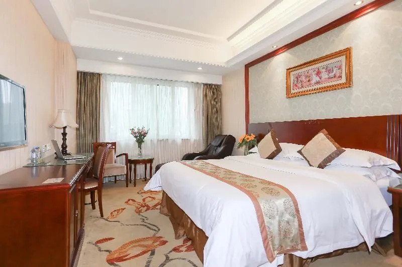 Vienna Hotel Shenzhen Exibition Center