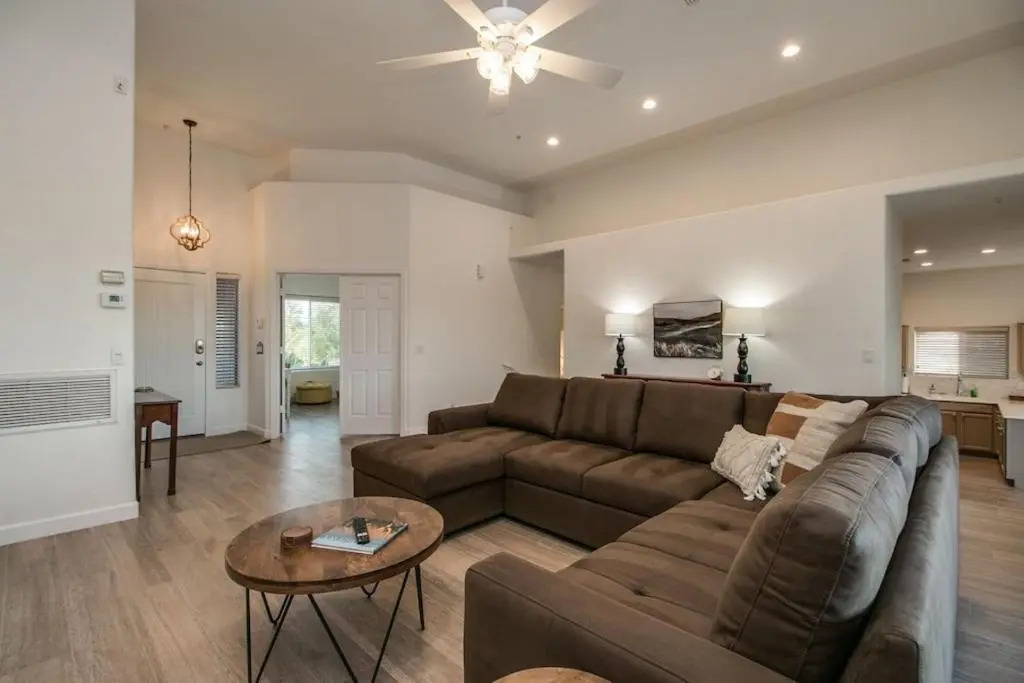 Breathtaking Views & Htd Pool in Fountain Hills!