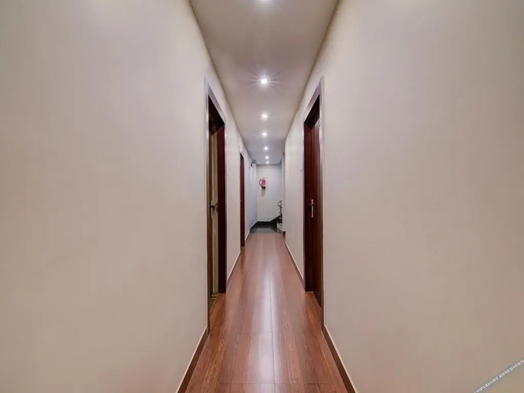 Hotel Skylawn by OYO Rooms
