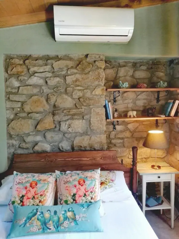 Ilios Guest House