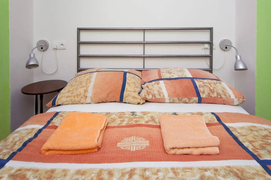 Hostel Orange