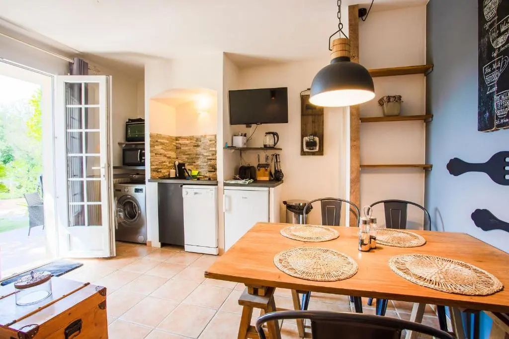 VILLA JUSTINE VI4239 By Riviera Holiday Homes