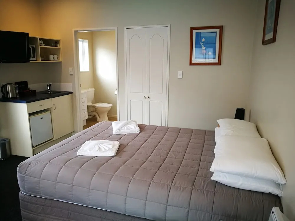 239 on Lincoln Motel
