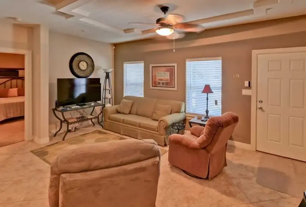 Sea Glass 4 2 Bedroom Condo