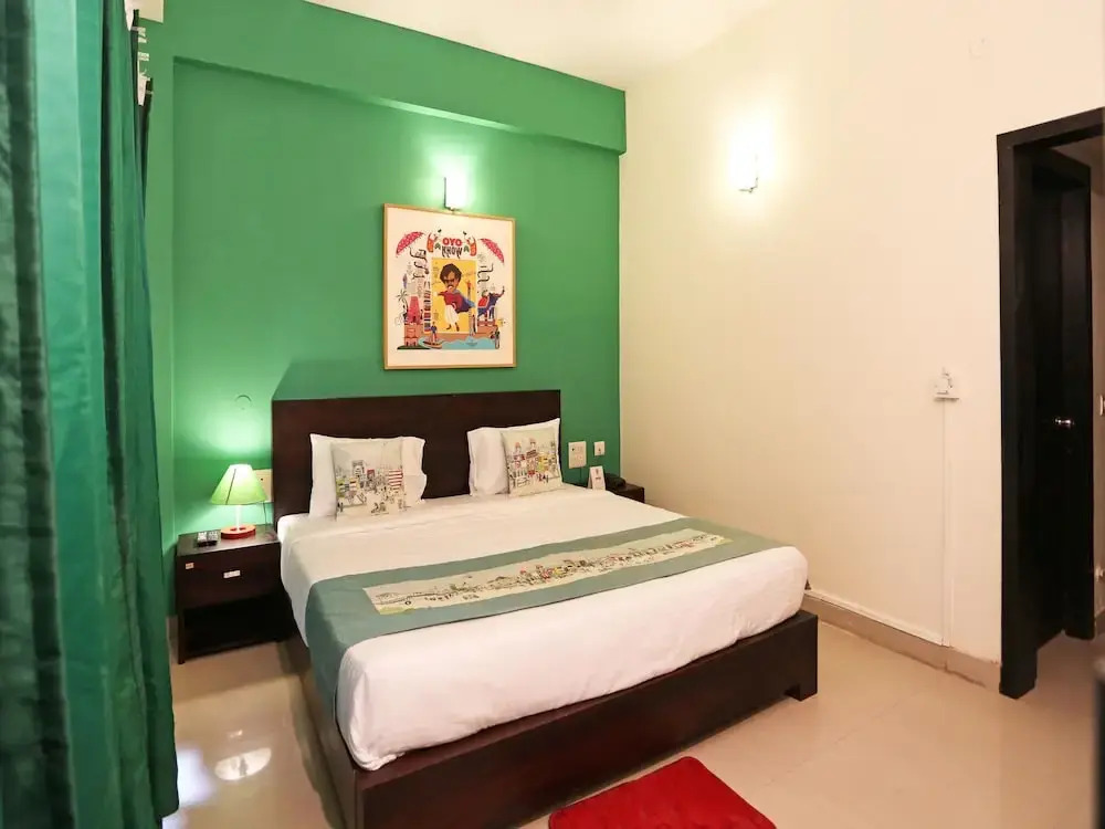 FabHotel F9 Noida Sector 51