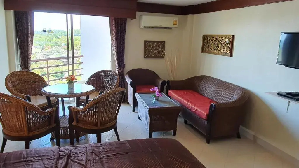 SEA SAND SUN CONDOMINIUM RAYONG Double Superior Condo with seaview