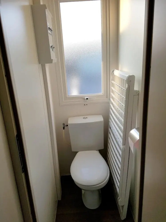 Property With 3 Bedrooms in Saint-jean-de-monts, With Pool Access, Fur