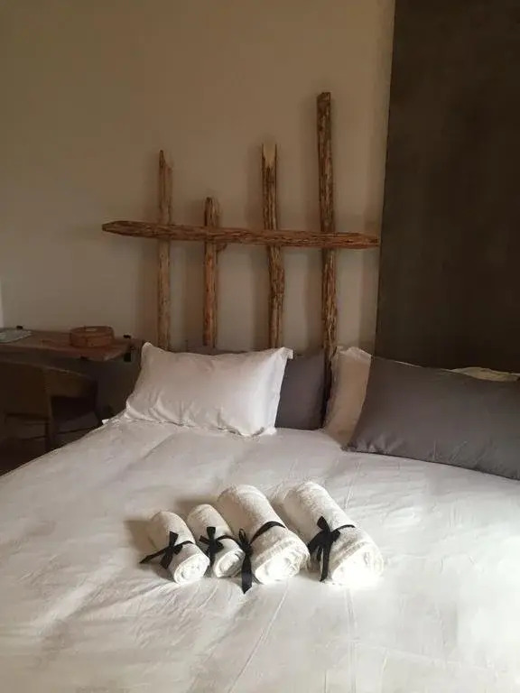 Jing Pu Plant Theme Hostel