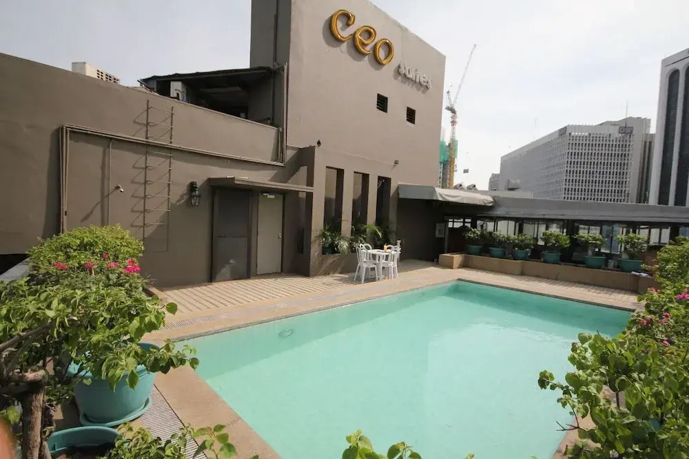Corporate Executive Orient Suites