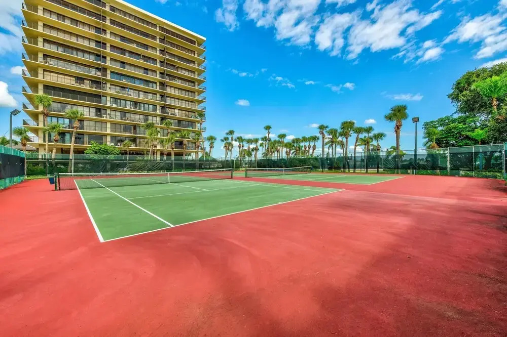 Land's End 306 Building 3 - ALL New! Across Pool/spa