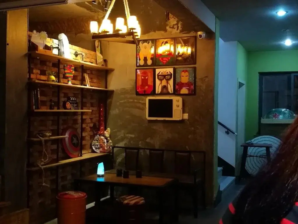 93 Hikers Hostel