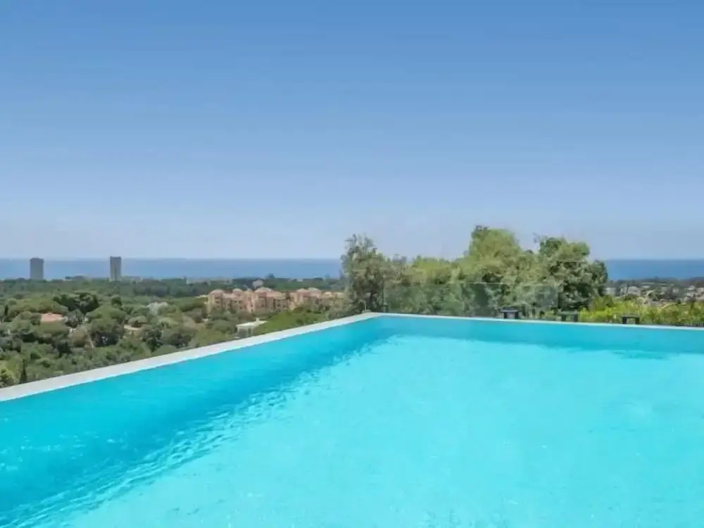 Sunrise Villa Marbella by Lodgerstrip