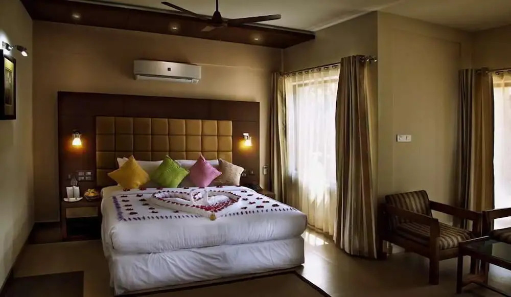 Hill Tree Inn Luxury Resort & Spa