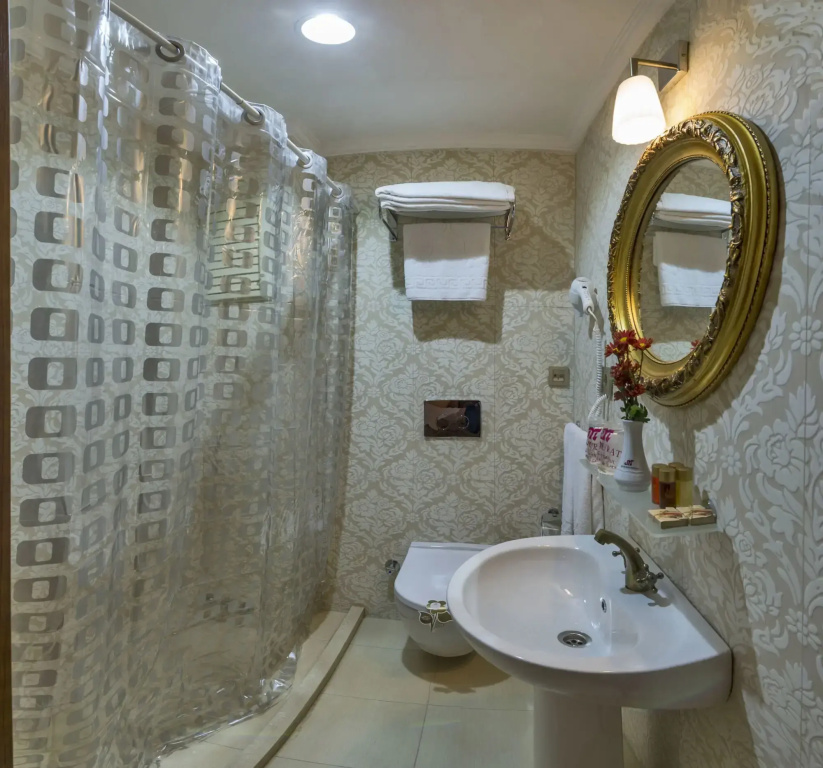 By Murat Royal Hotel Galata