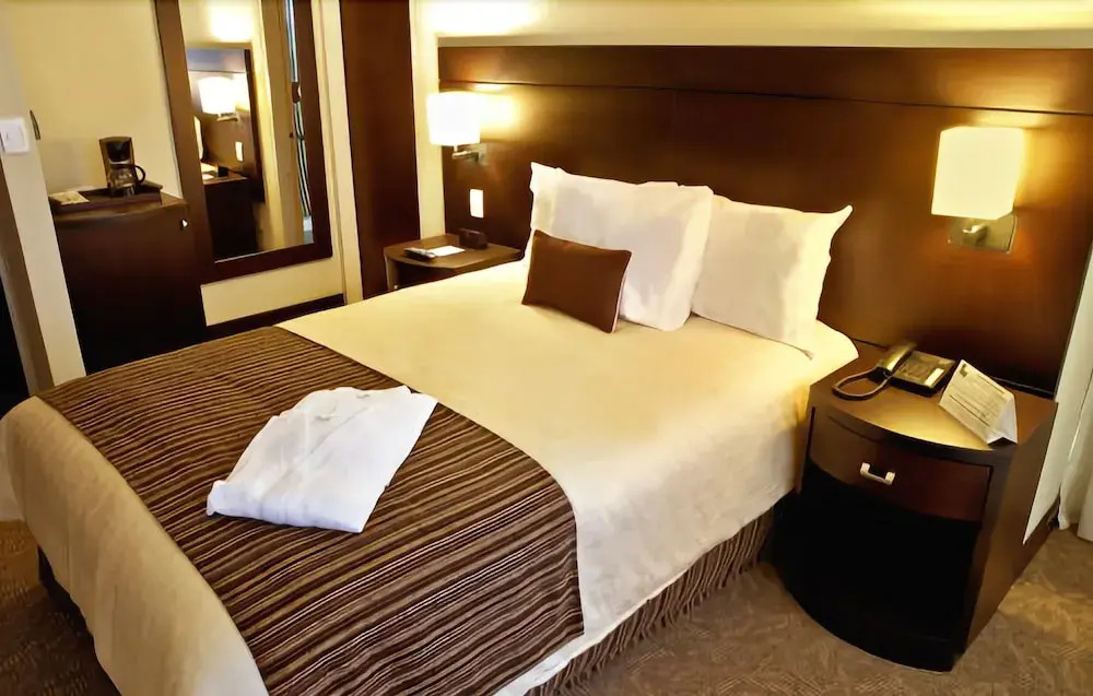 HOTEL CHACAO SUITES