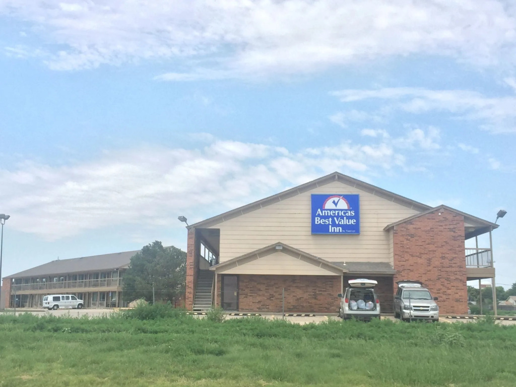 Americas Best Value Inn Garden City