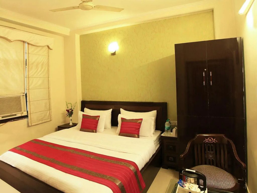 Hotel SHIMLA HERITAGE- Near B L K Hospital