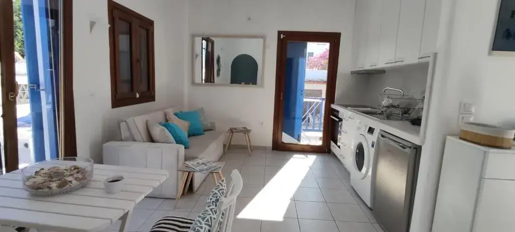 Olive Tree & Capari Mykonos Town Homes & Apartments with Pool