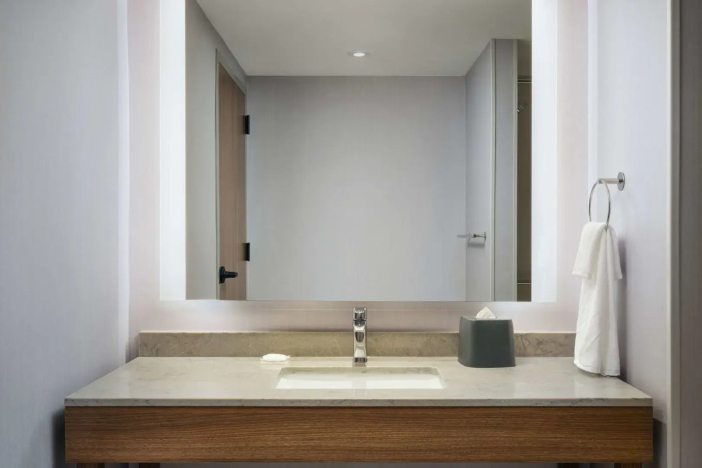 Hyatt Place Melbourne Airport