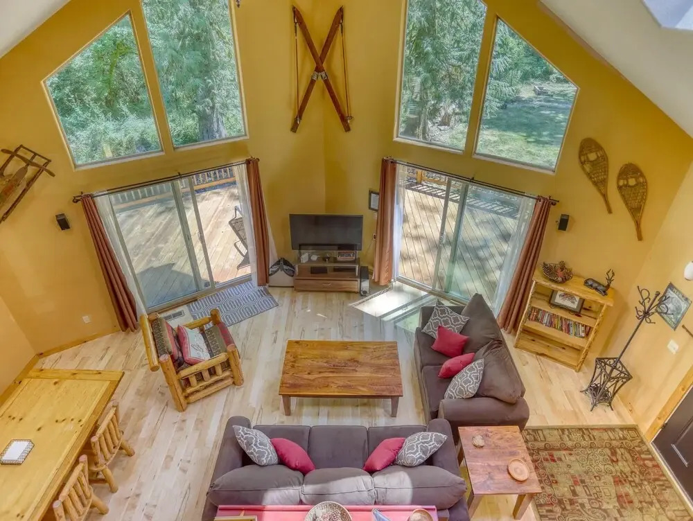 Salmon River Chalet