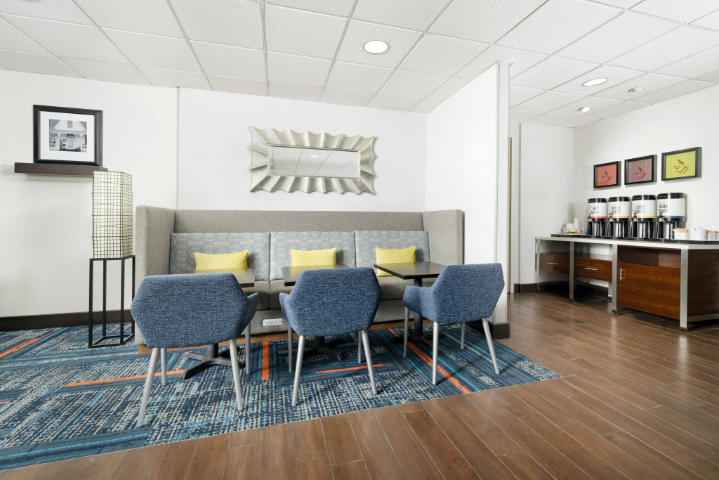 Hampton Inn Memphis-Walnut Grove/Baptist East