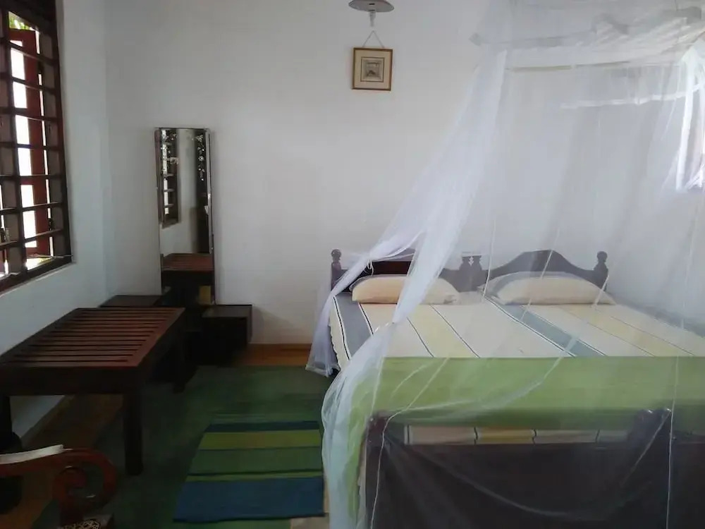 Yoho Hotel Samans