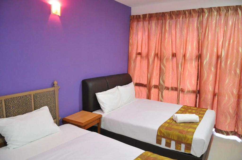 OYO 414  Adiff Palace Hotel