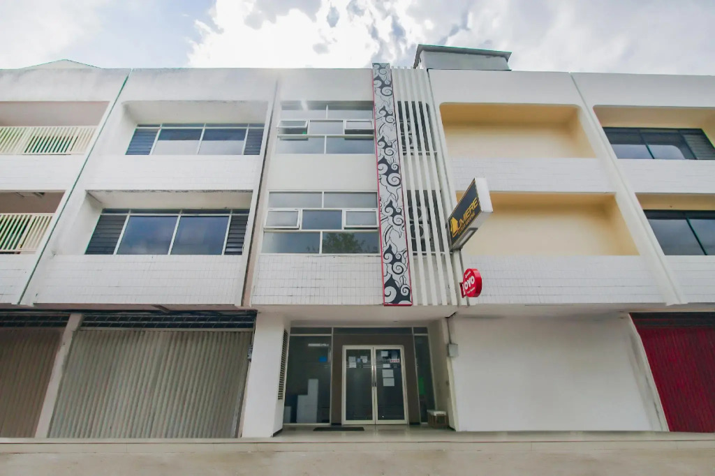 OYO 4004 Vivo Rooms