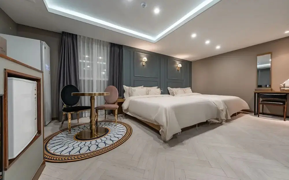 Yangju Latte Drive-in Hotel