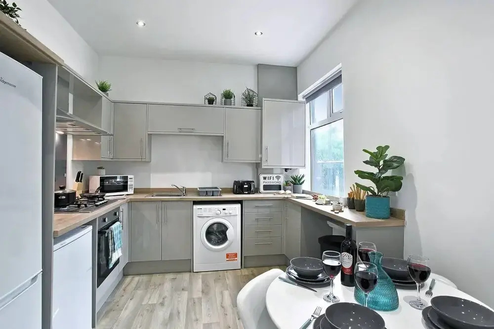 Stunning 4-bed House in Manchester
