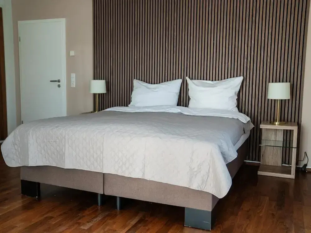 K&T Estates & Spa, Frankfurt