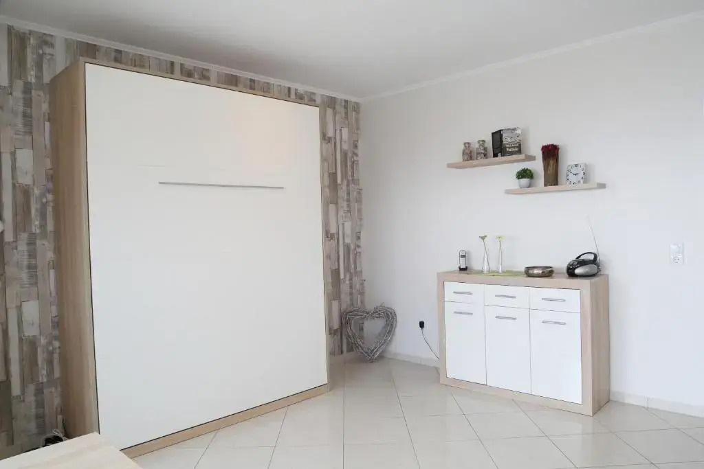FeWo Tietjen, mit Meerblick, Strandhochhaus F9