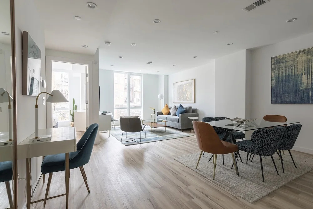 Stylish 3BR Retreat w Private Deck Near NYC