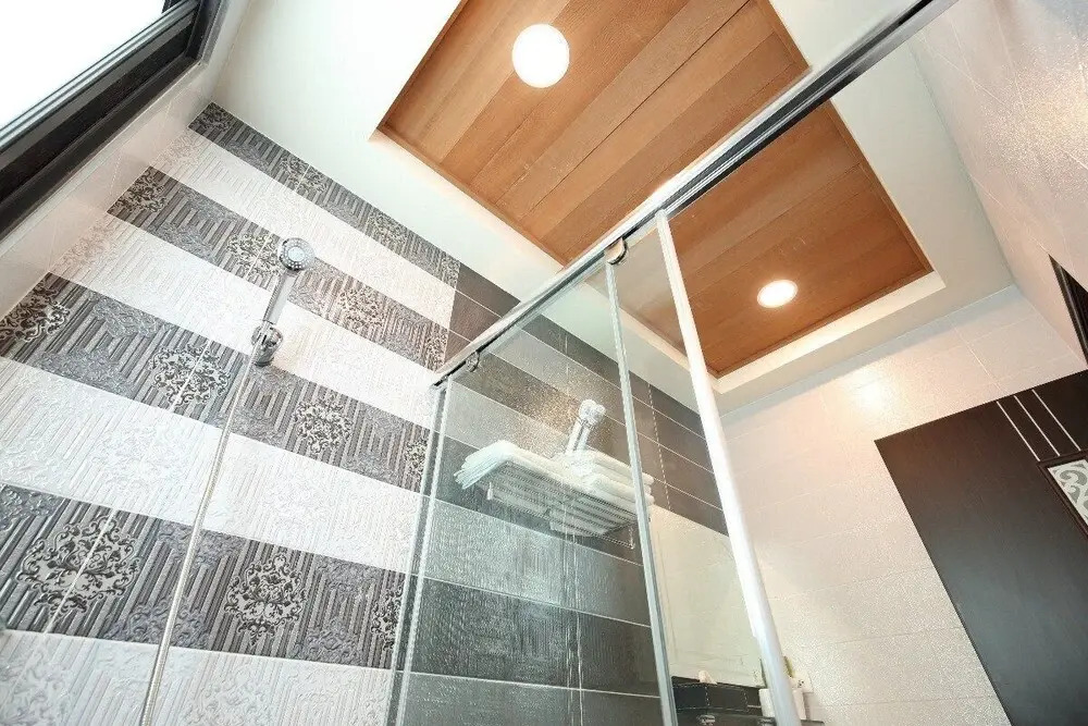 Mr Lee Elevator B&B Hualien- Near Dongdamen Night Market