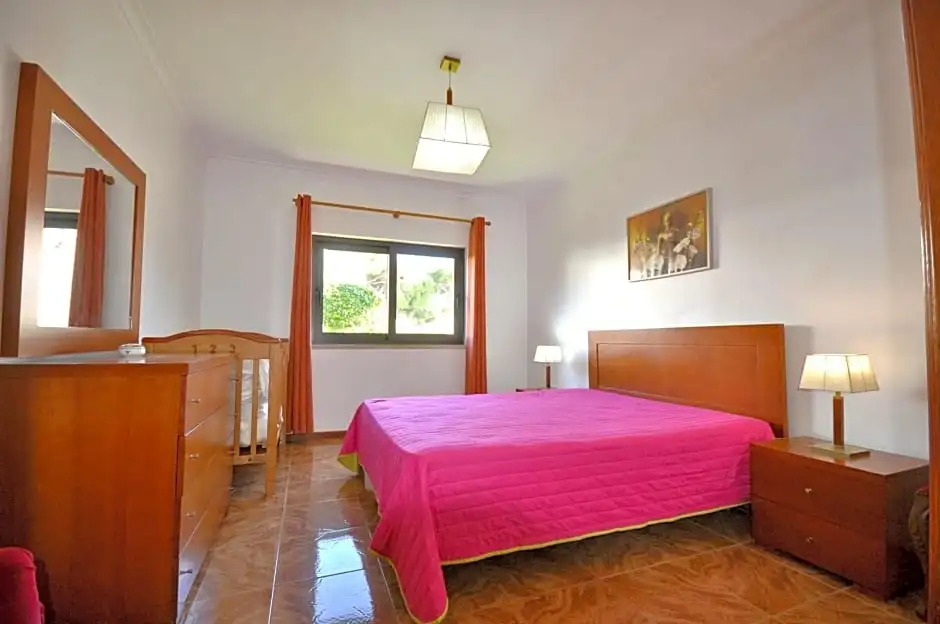 Private Pool Villa Walking Distance to Local Amenities